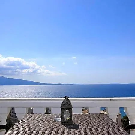 Keos 3* Sarande